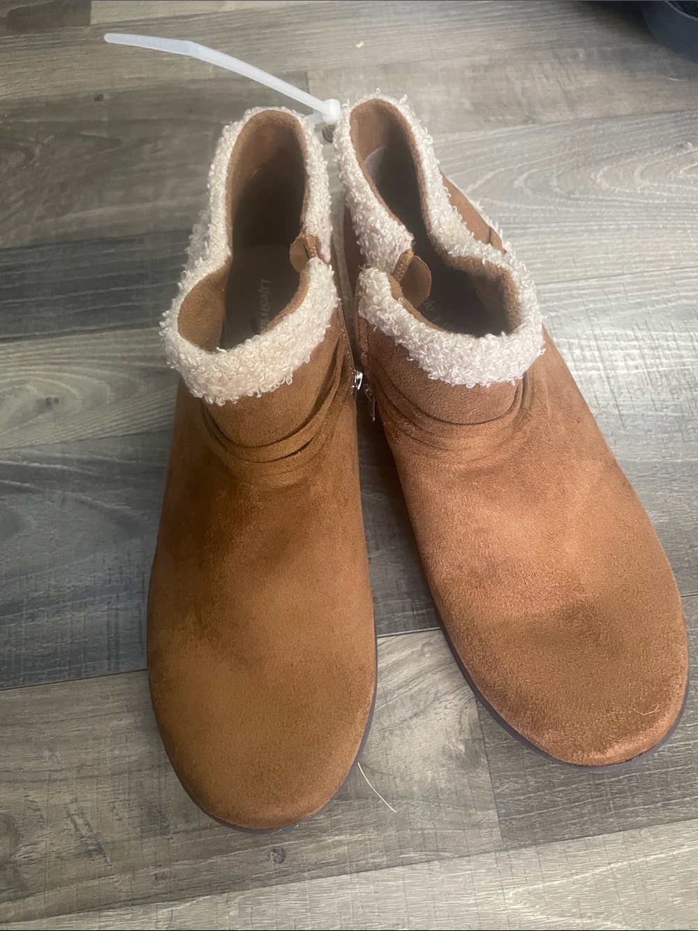 Life Stride BZees Airstep WOMENS GLENDALE ANKLE BOOT Sherpa Trim 11